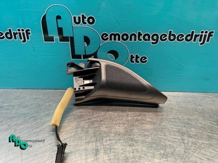 Haut-parleur d'un Volkswagen Golf (Golf 09-), Volkswagen, -, 3 mois de garantie, Utilisé
