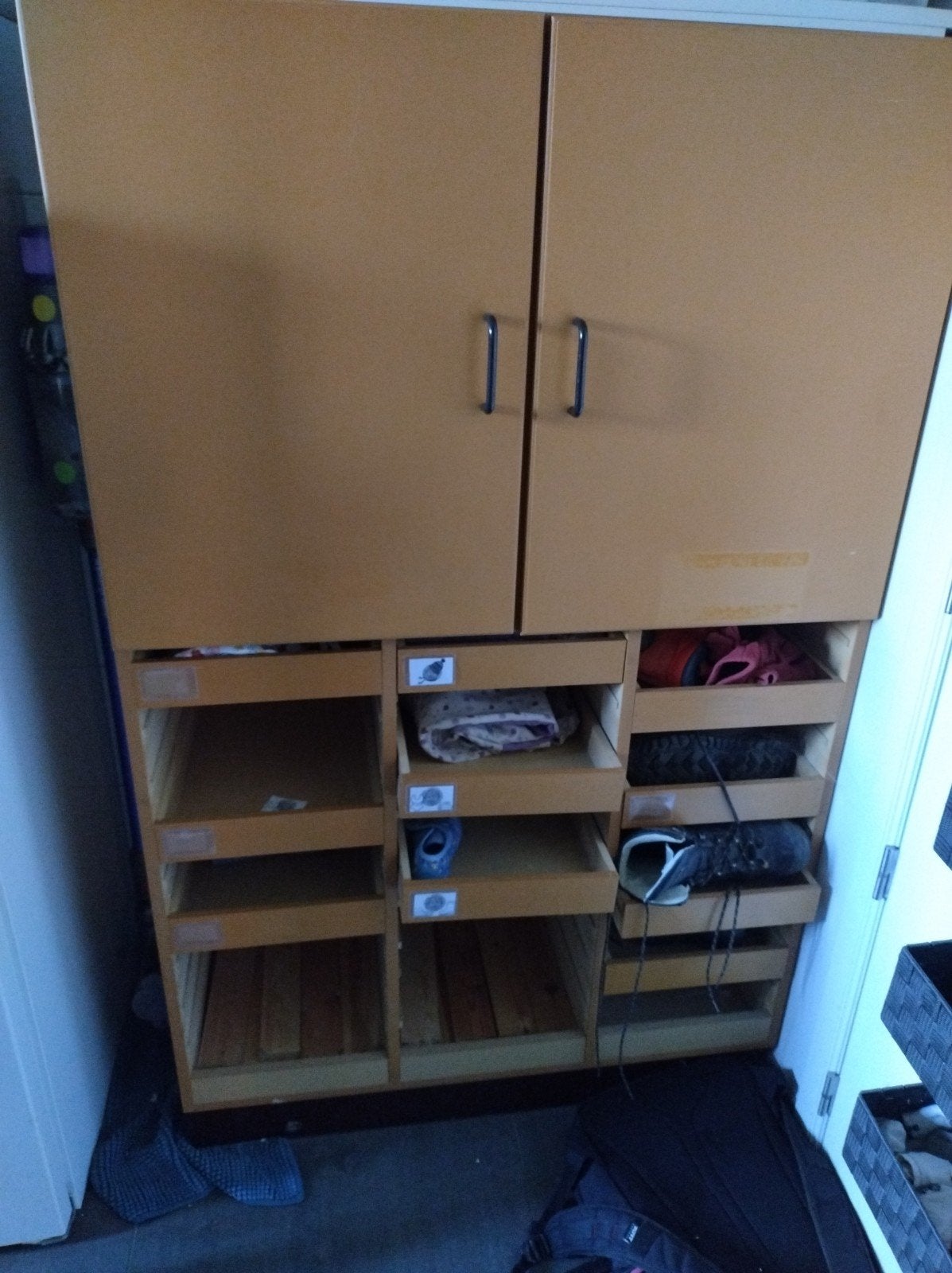 kast, Ophalen, Gebruikt, 100 tot 150 cm, Meerdere deuren