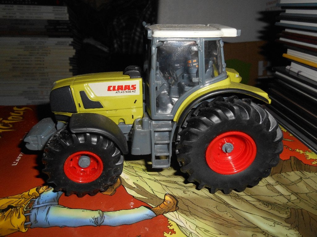 Universal Hobbies 1/32 Claas Atles 936 RZ, Hobby & Loisirs créatifs, Enlèvement ou Envoi, Universal Hobbies