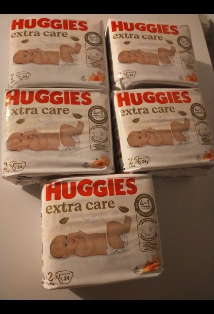 Pampers huggies maat 2, Ophalen of Verzenden, Nieuw, Overige typen, Overige merken