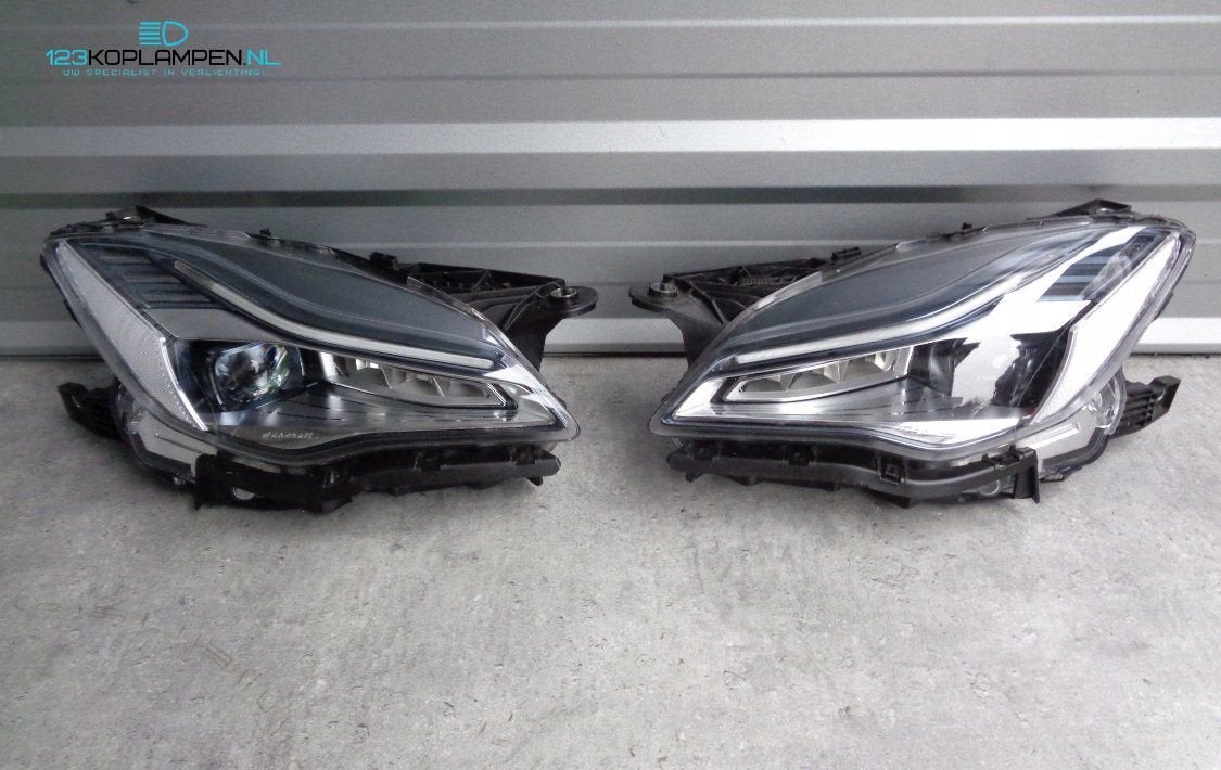 Maserati Quattroporte 6 / VI Facelift Full Led Koplamp links, Maserati, -, Utilisé, -