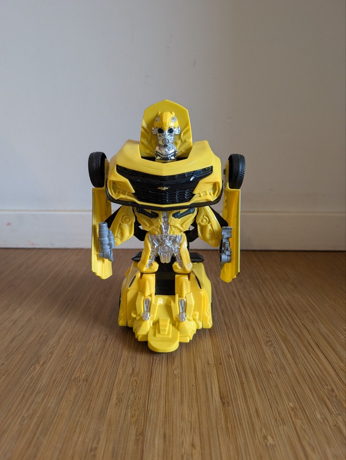 Transformers Bumblebee – Knight Armor Turbo Changer, Collections, Transformers, Enlèvement, Comme neuf