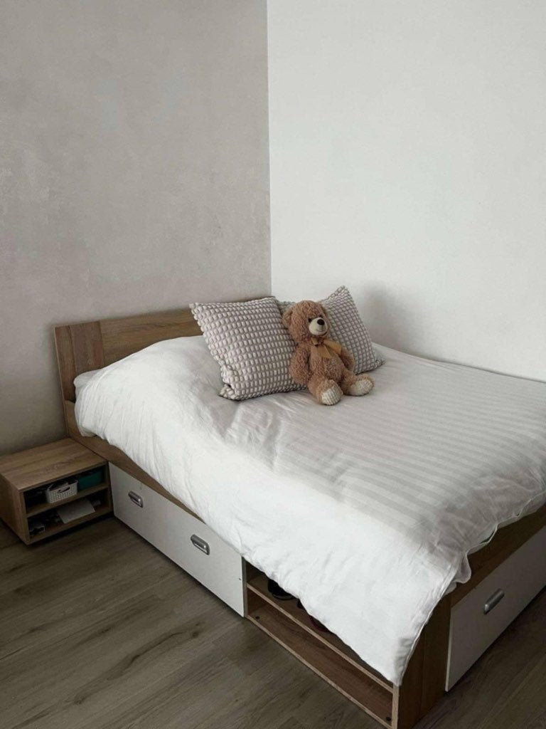 Bed van 140/200 cm met veel laden, Wit, Tweepersoons, Zo goed als nieuw, 200 cm