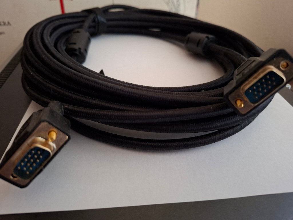 vga-kabel van 3 meter, Computers en Software, Ophalen, Zo goed als nieuw