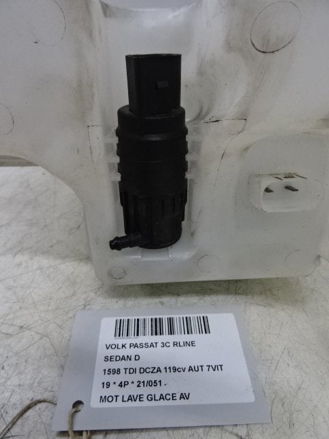 LAVE-GLACE POMPE AVANT Volkswagen Passat (3G2) (01-2014/-), Autos : Pièces & Accessoires, Utilisé, Volkswagen