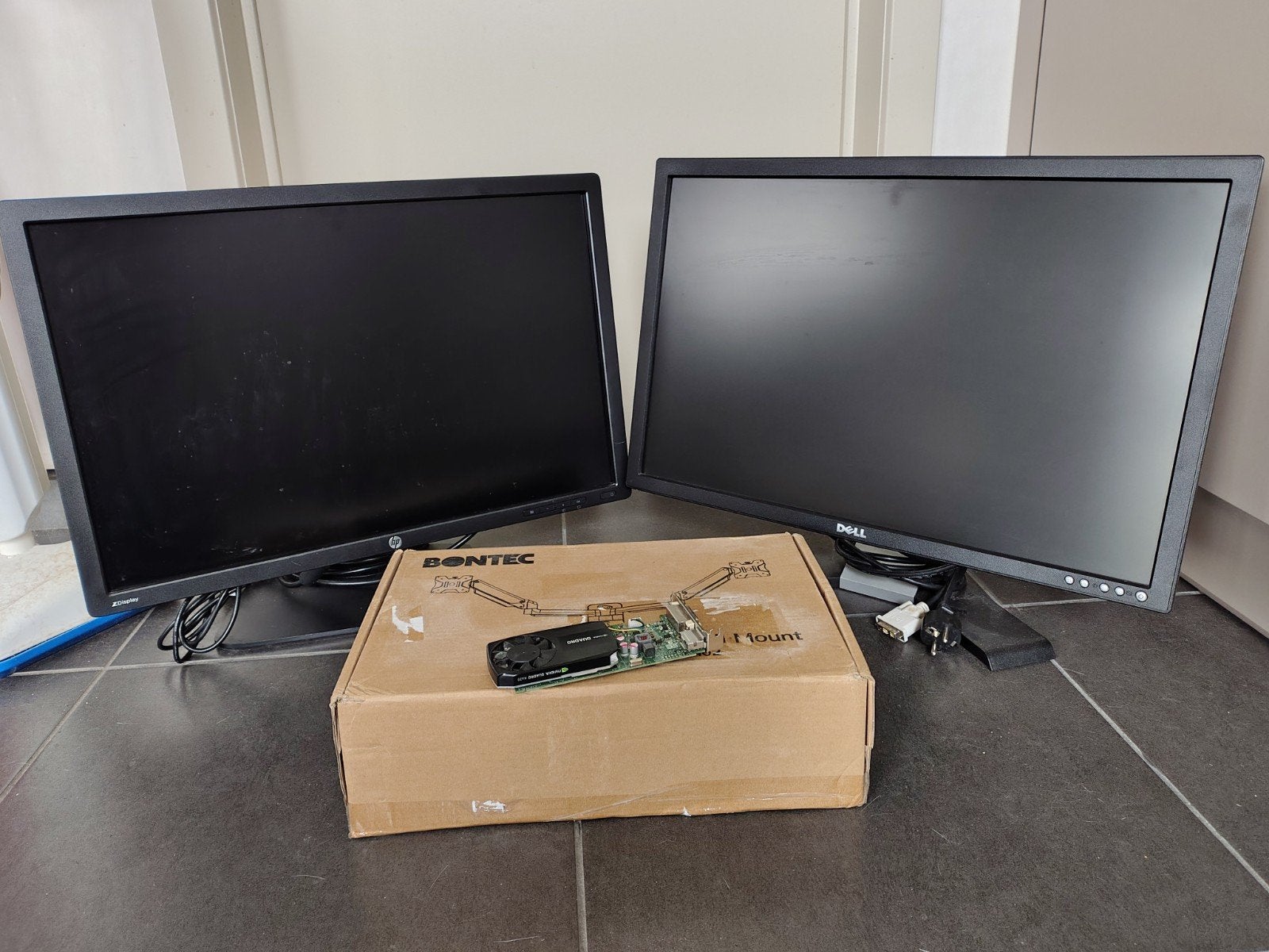 Dual screen set voor CAD/CAM pc setup, Computers en Software, Ophalen, Gebruikt, IPS, In hoogte verstelbaar