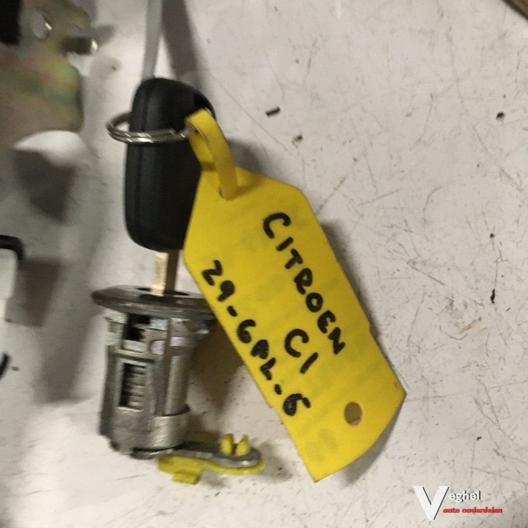 Citroen C1 2012  ECU set 0 261 208 702, Gebruikt, -, -, Ophalen of Verzenden