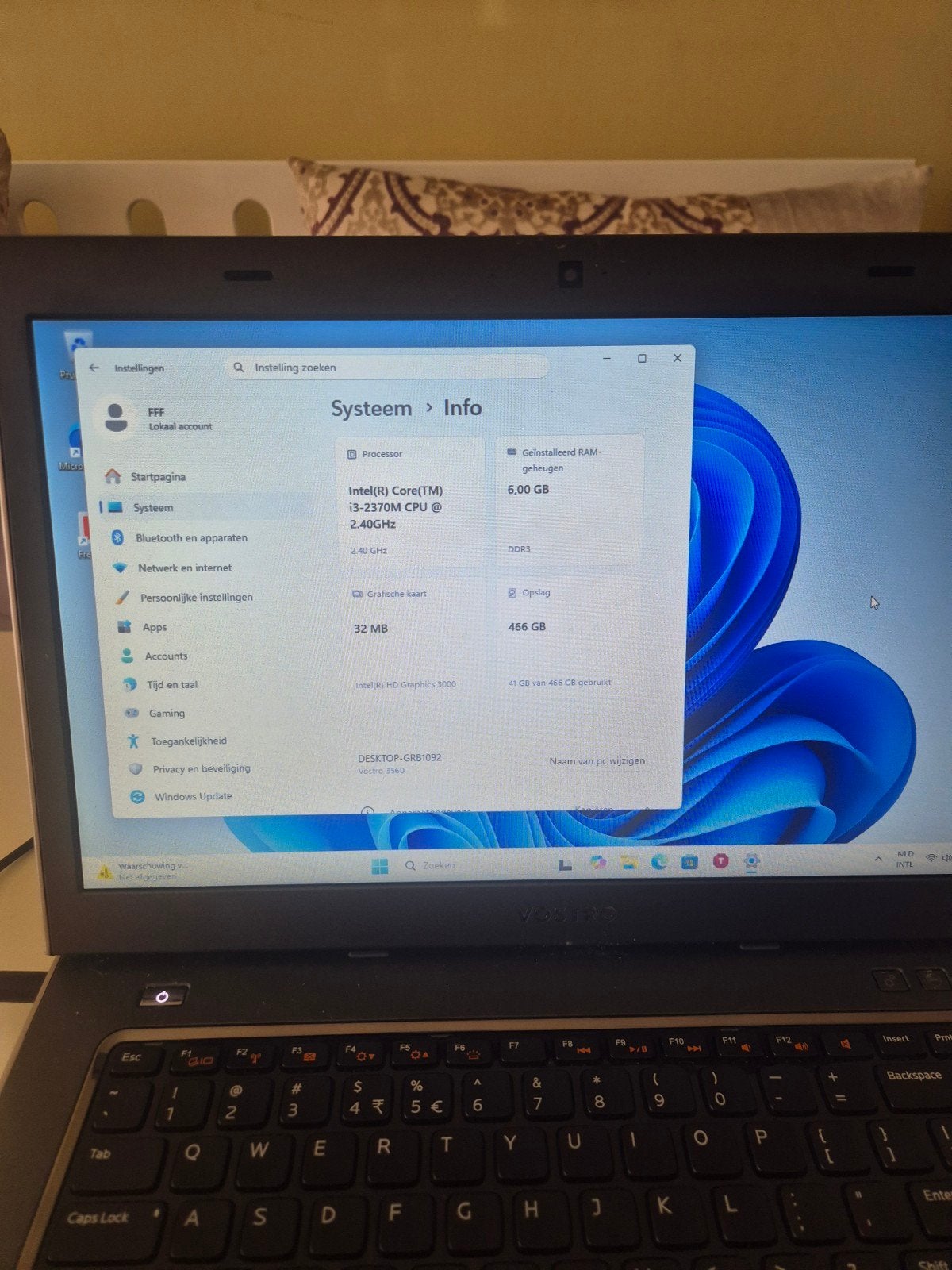 dell vostro, Ophalen, Gebruikt