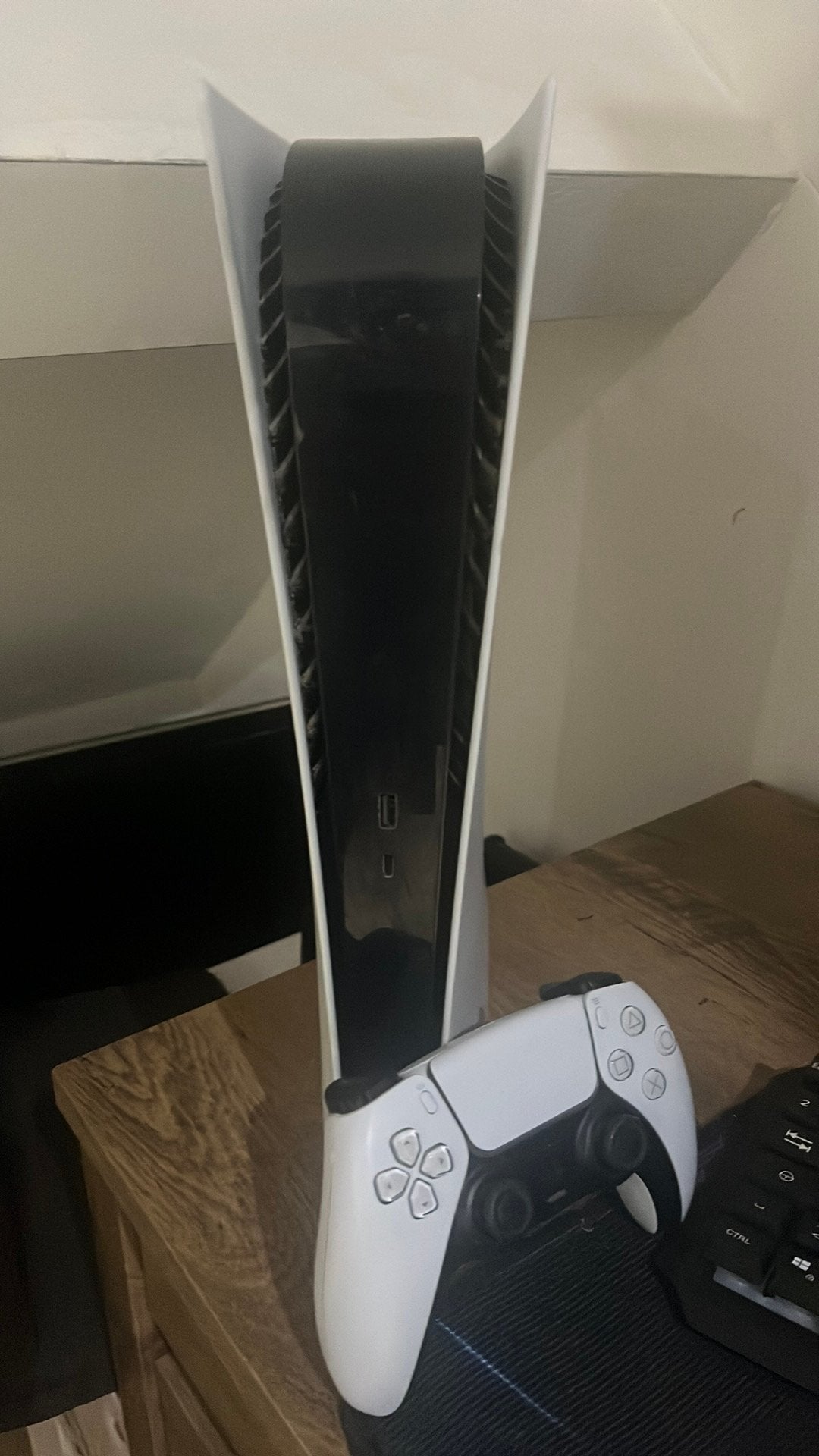 Ps5 digital edition tekoop top conditie incl account, Games en Spelcomputers, Ophalen, Zo goed als nieuw