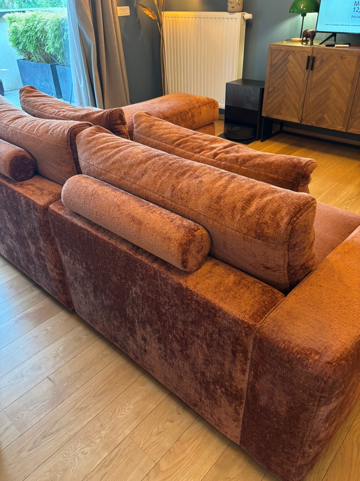 Canapé 4 places Château d'Ax Borneo + pouf – TBE - mars 2024, Maison & Meubles, Canapés | Coins salons complets, Utilisé, Tissus