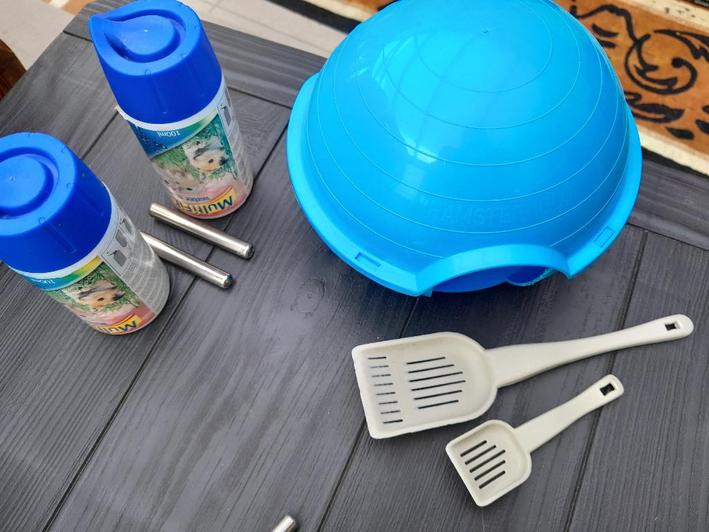 2 drinkflesjes, 2 mini schepjes en  zandbad voor hamster, Dieren en Toebehoren, Knaagdieren en Konijnen | Toebehoren, Ophalen