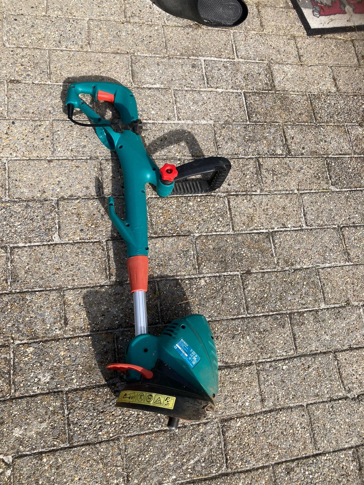 Bosch - kantmaaier, Tuin en Terras, Ophalen, Zo goed als nieuw