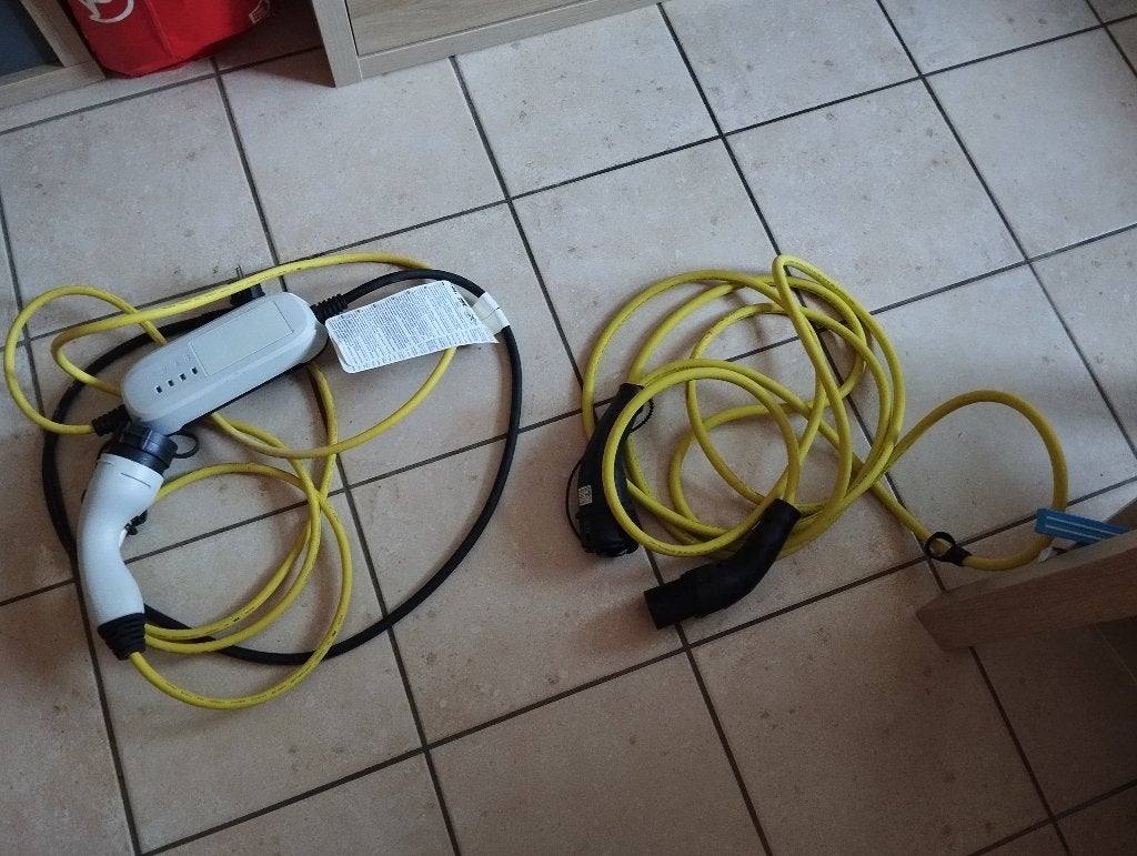 Cable de charge Kia, Autos : Divers, Bornes de recharge, Enlèvement ou Envoi, Comme neuf, Câble de charge