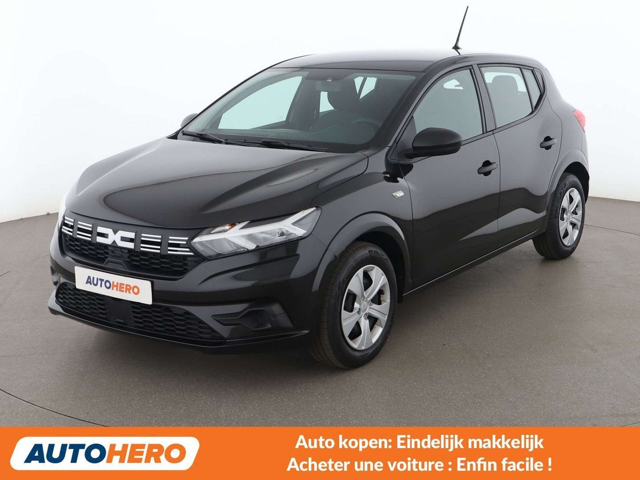 Dacia Sandero 1.0 SCe Essential (bj 2024), Auto's, Voorwielaandrijving, Stof, Gebruikt, Overige brandstoffen