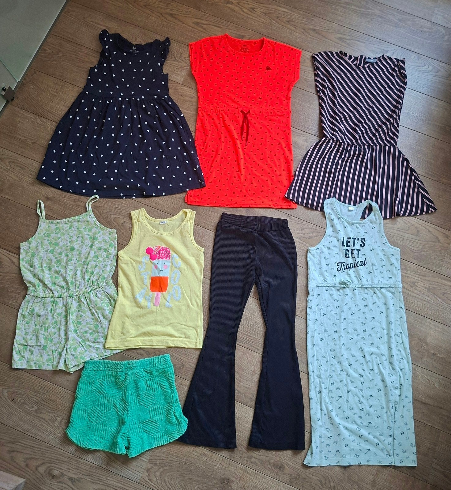 Zomerkledij maat 122, Ophalen