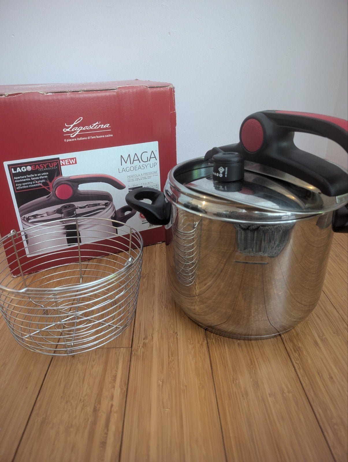Lagostina autocuiseur lagoeasyup 7 L, Maison & Meubles, Cuisine | Casseroles & Poêles, Enlèvement, Autocuiseur