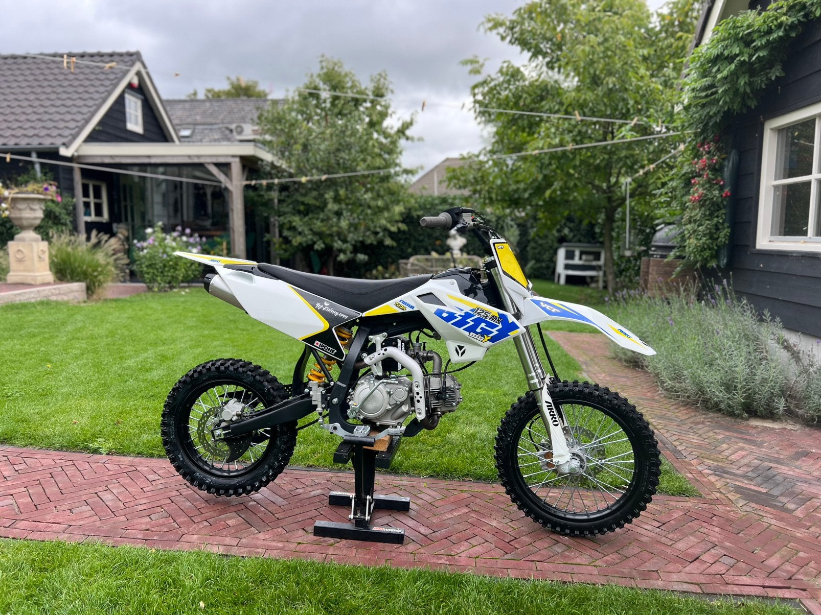 Ycf bigy - NIEUW, Fietsen en Brommers, Minibikes, Midibikes en Pitbikes, Ophalen, Zo goed als nieuw, Schijfrem, Pitbike