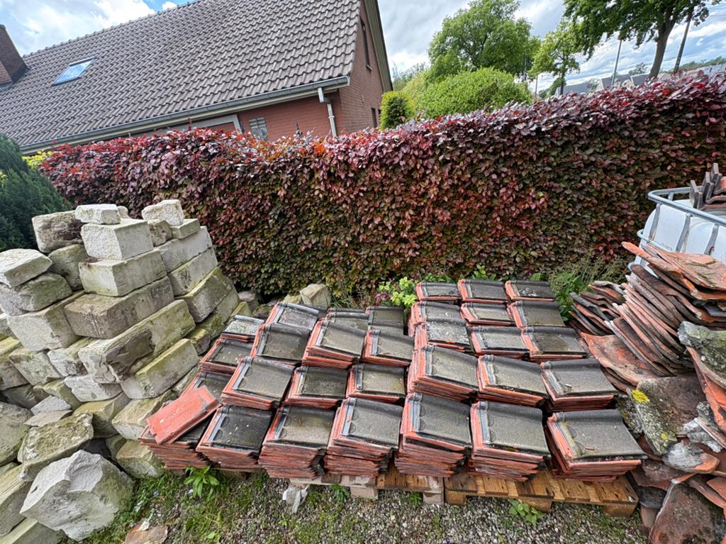 Zwarte dakpannen sterreberg courtrai, Doe-het-zelf en Bouw, Dakpannen en Dakbedekking, Ophalen, Gebruikt, Steen of Klei, 15 m² of meer
