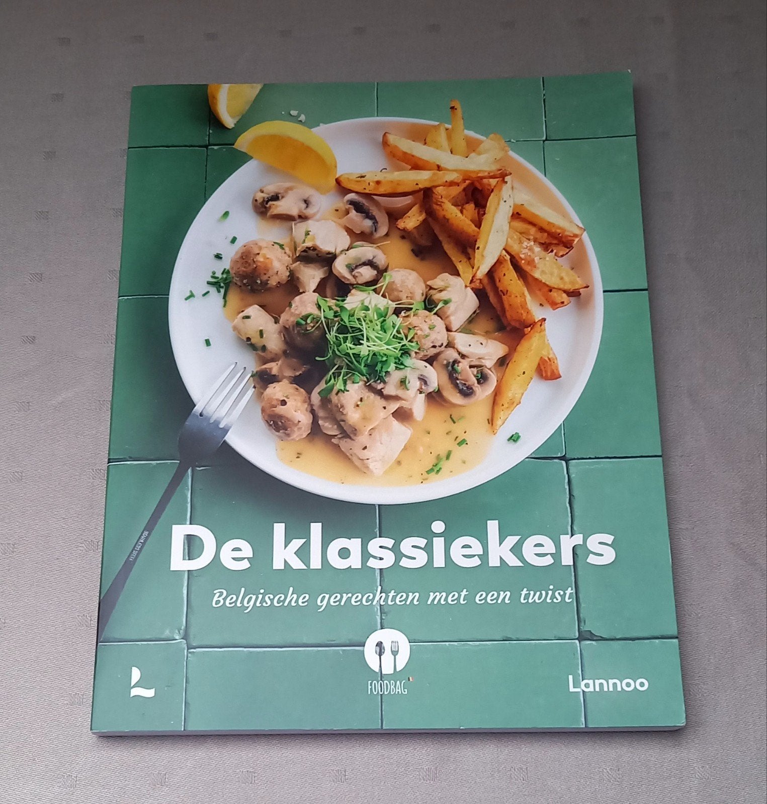 De klassiekers kookboek., Boeken, Kookboeken, Ophalen, Hoofdgerechten, Foodbag, Zo goed als nieuw