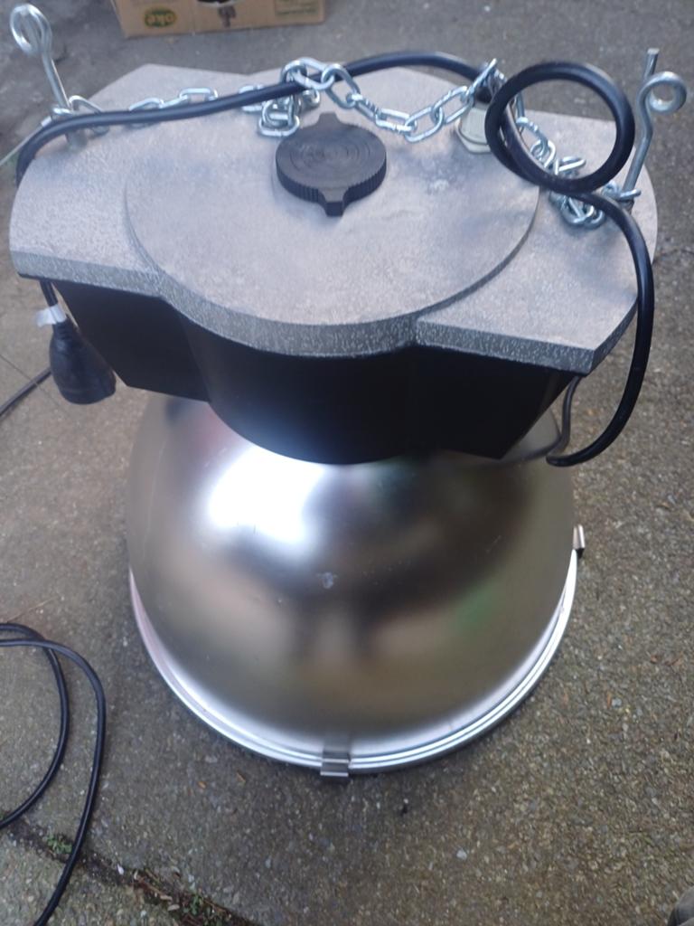 industriële hanglamp van het model Philips Cabana HPK 150., Ophalen