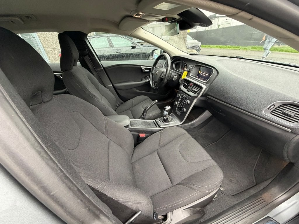 Volvo V40 ( Stock ID 14382) — 9