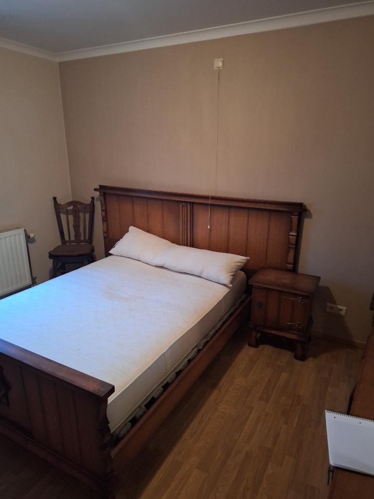Bed + nachtkastje, Huis en Inrichting, Ophalen, Gebruikt, Bruin, 120 cm
