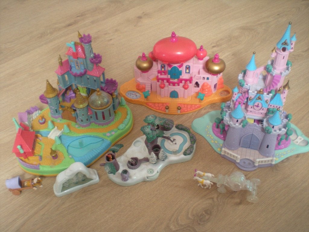 Polly pocket Disney : Cendrillon, Bambi, Aladdin,..., Enlèvement, Comme neuf