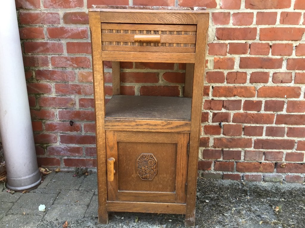 Oud eiken nachtkastje met marmeren blad, Enlèvement