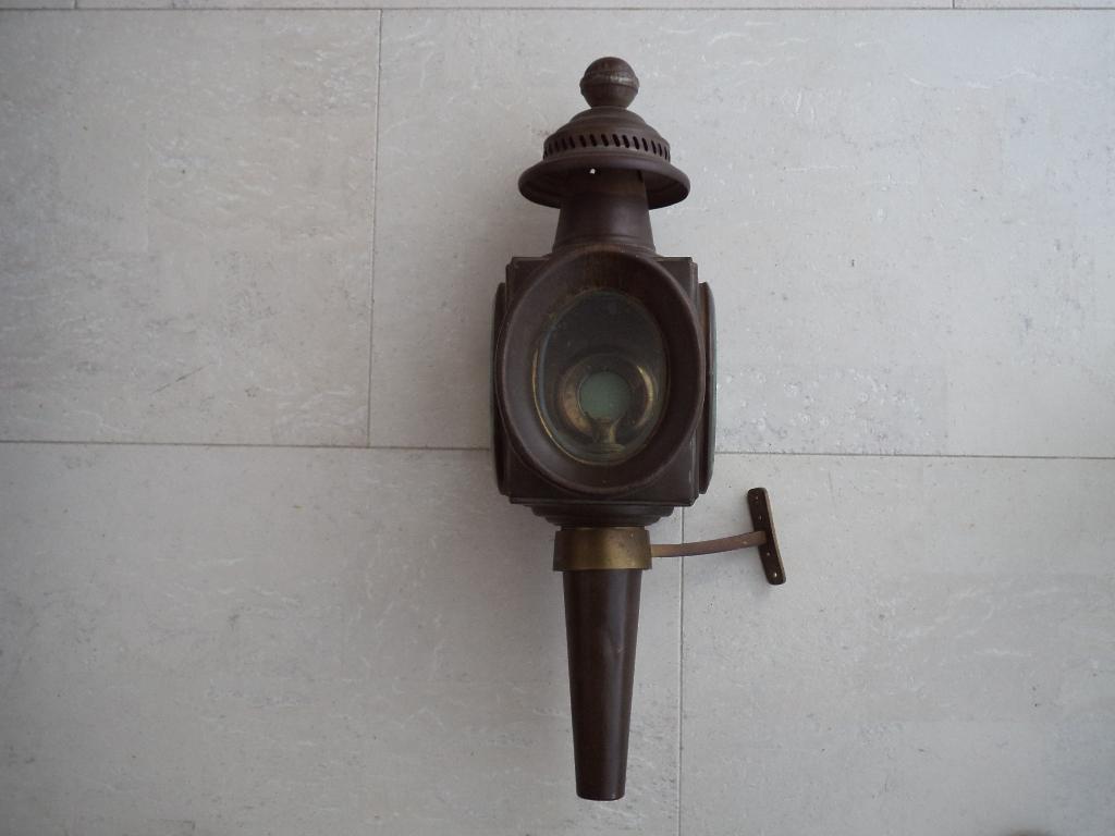 Koetslamp, Enlèvement ou Envoi
