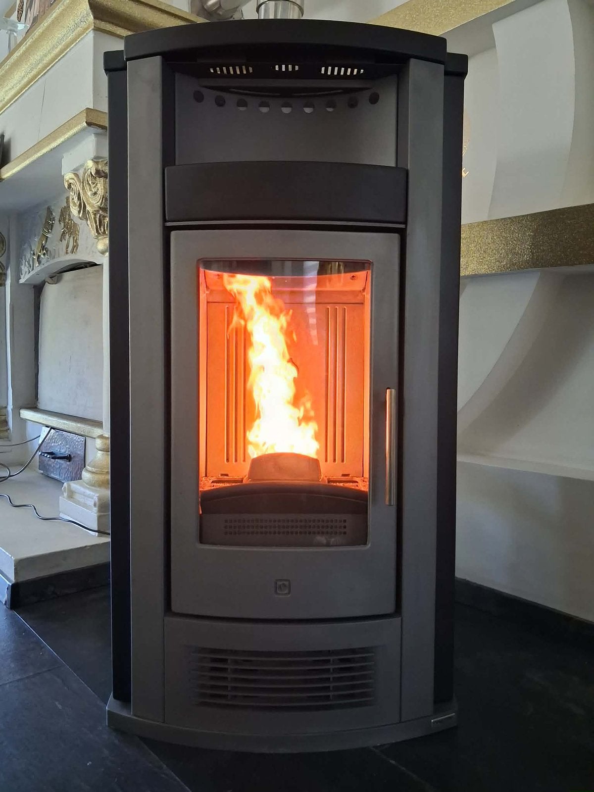 Poêle à poele Piazzetta P960 12kw livraison gratuite + tubes, Enlèvement, Comme neuf, Poêle à granulés