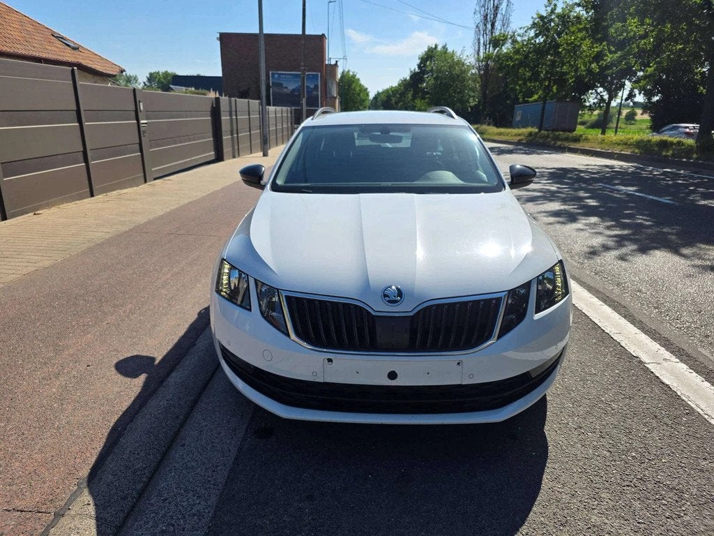 Skoda Octavia SW 1.0 TSI Ambition 1°EIG IN ZEER GOEDE STAAT, Autos, Achat, Euro 6, 110 g/km, Noir