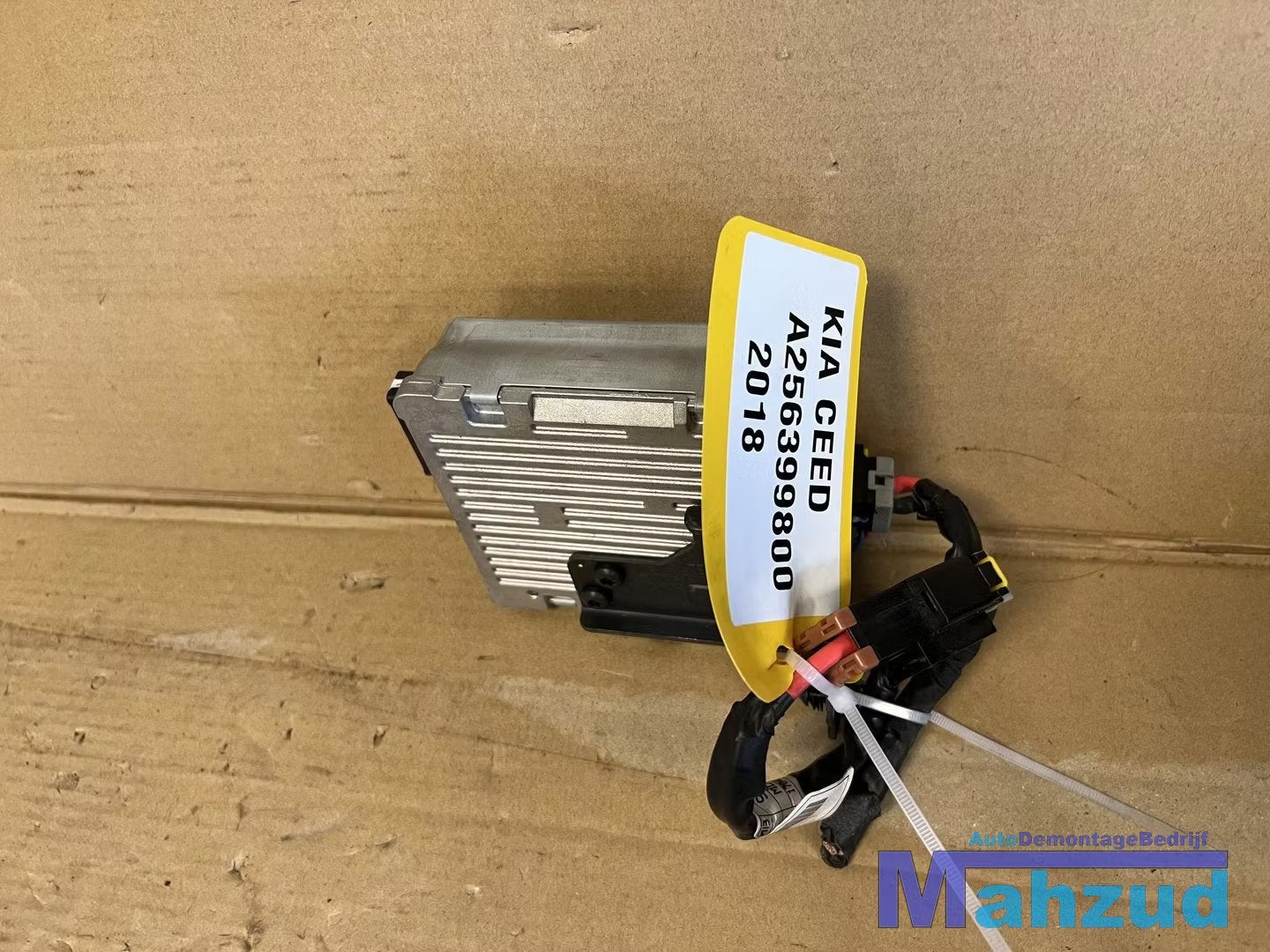 KIA CEED Stuurbekrachtigingspomp Computer module A256399800, Heolleung-ro 12
06797  Seoul, Info@kia.com, Kia Corporation, Gebruikt