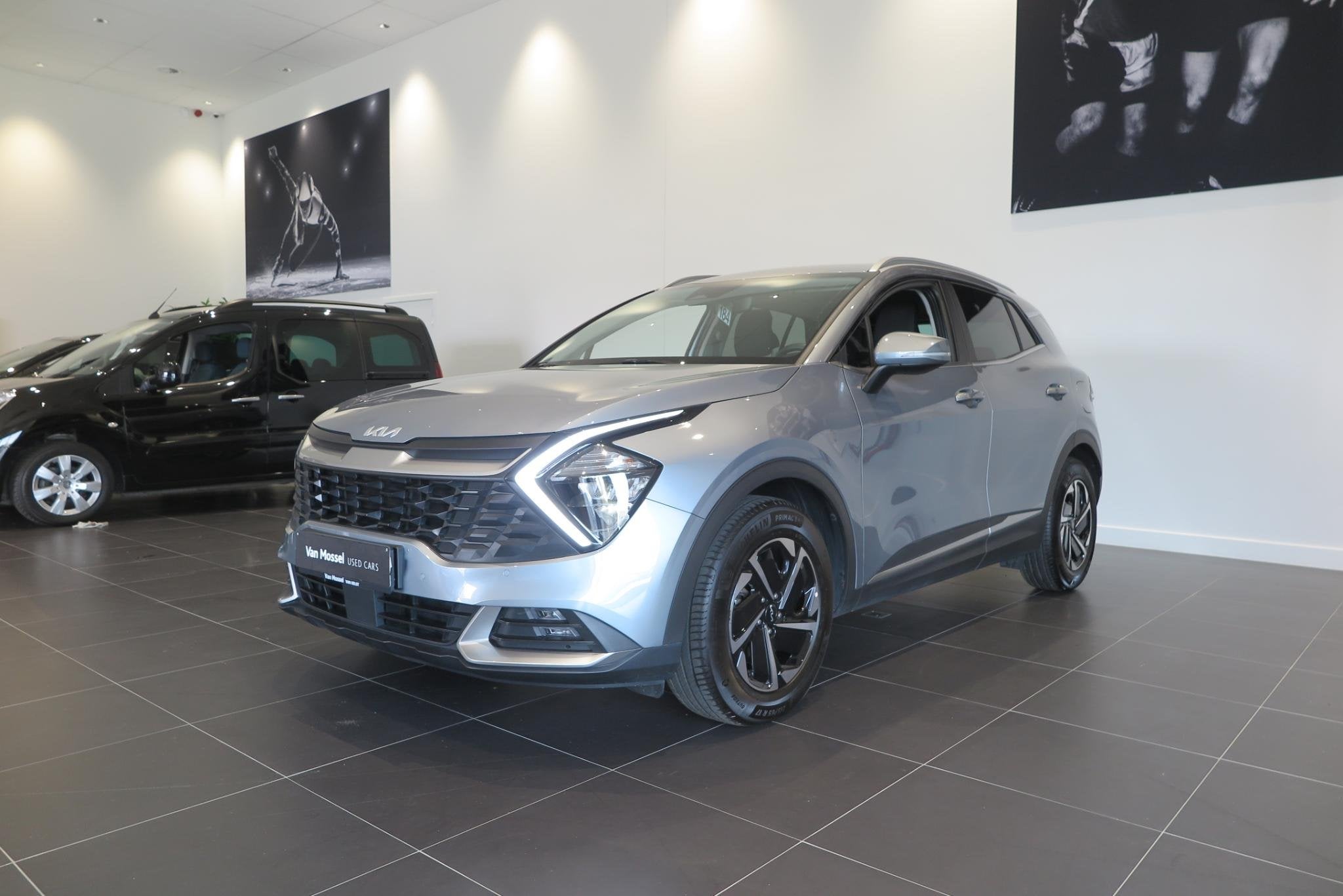 Kia Sportage 1.6 T-GDi 48V 7DCT Pulse (automatique), Argent ou Gris, 110 kW, Entreprise, 1505 kg
