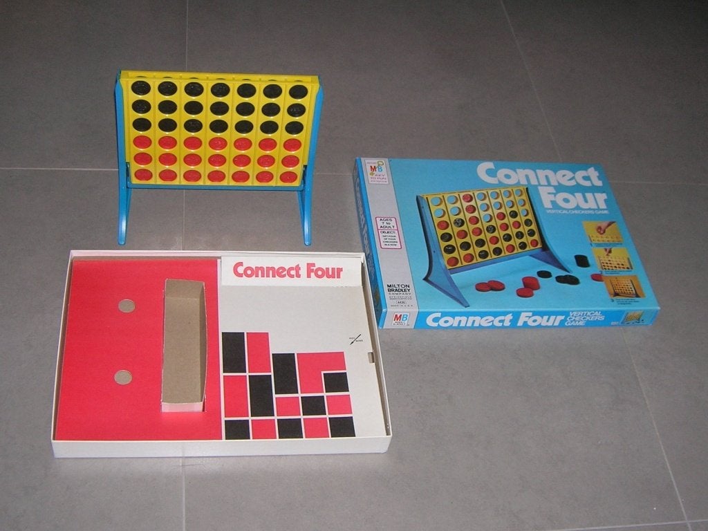 Spel: Connect four ( Vier op een rij ), Een of twee spelers, Ophalen, Zo goed als nieuw