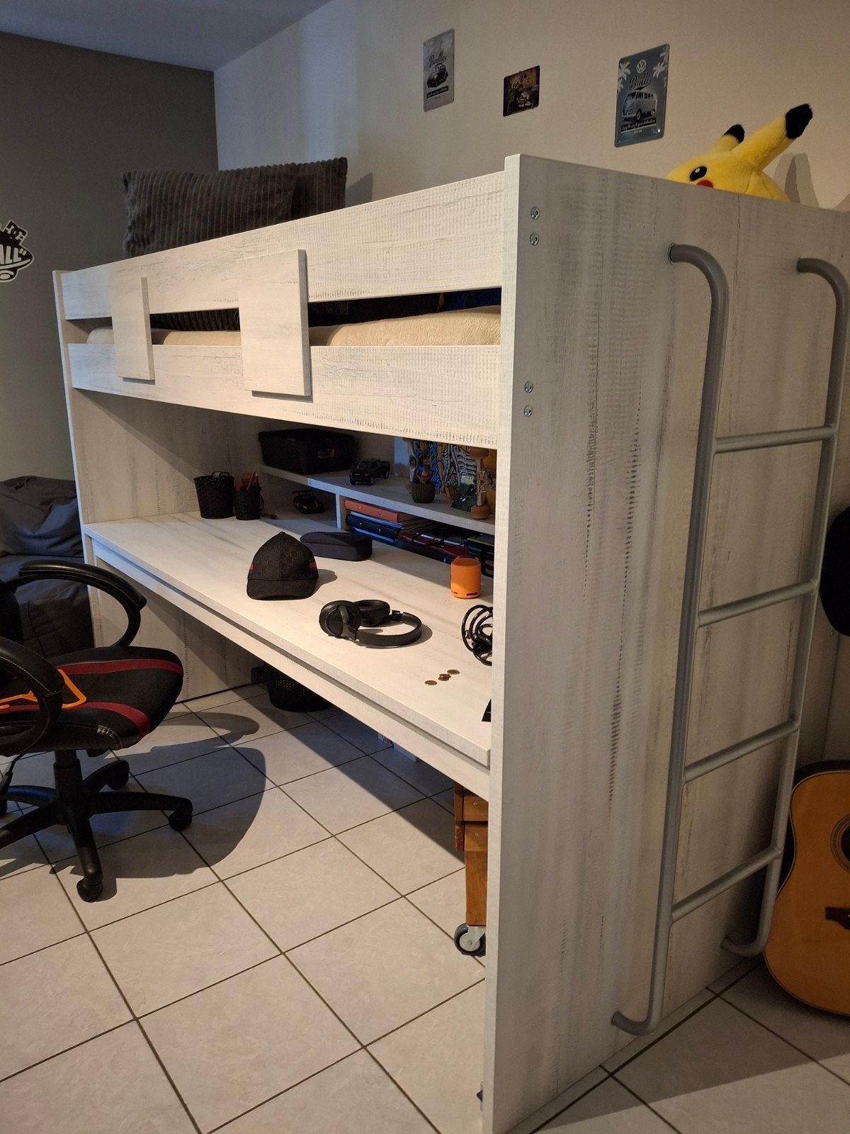 Stapelbed, Enlèvement, Lits superposés