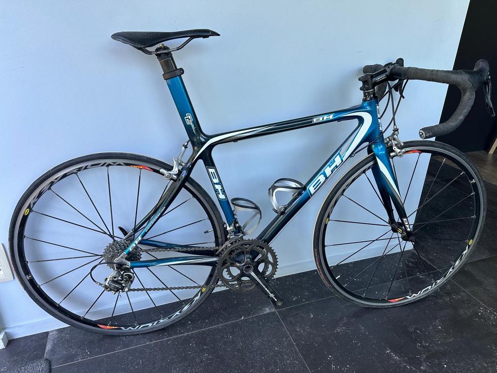 BH global concept g1 volledig carbonblauw, Carbon, 49 tot 53 cm, Zo goed als nieuw, 15 tot 20 versnellingen