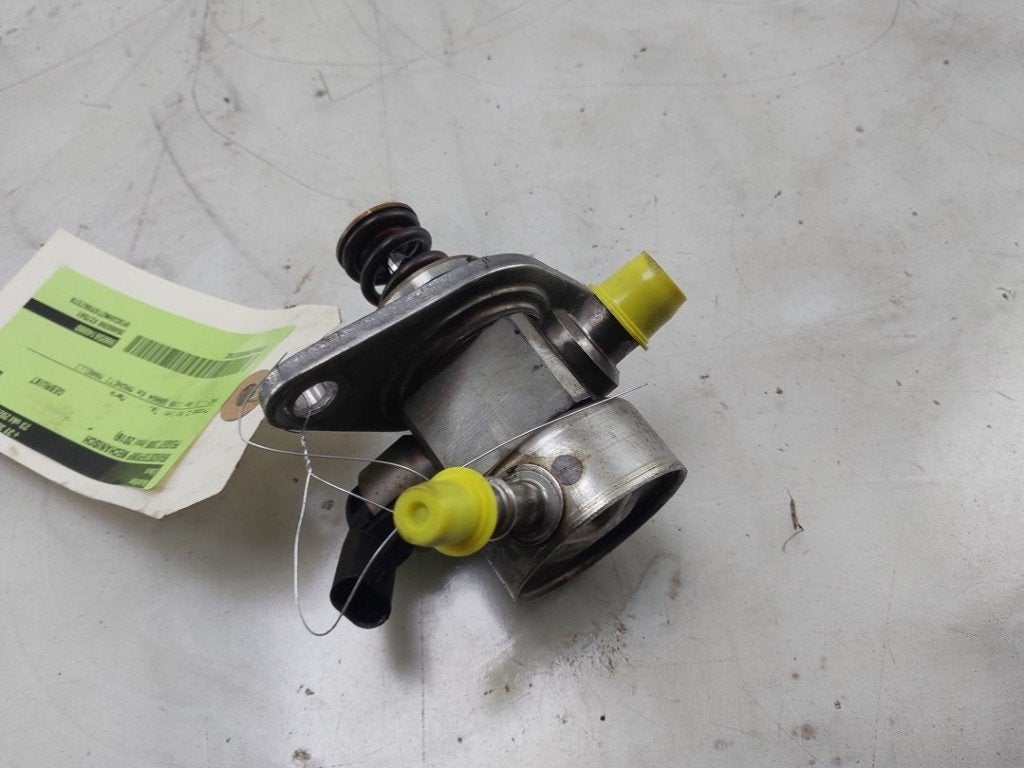 BRANDSTOFPOMP MECHANISCH Peugeot 2008 (CU) (01-2013/12-2019), Gebruikt, Peugeot