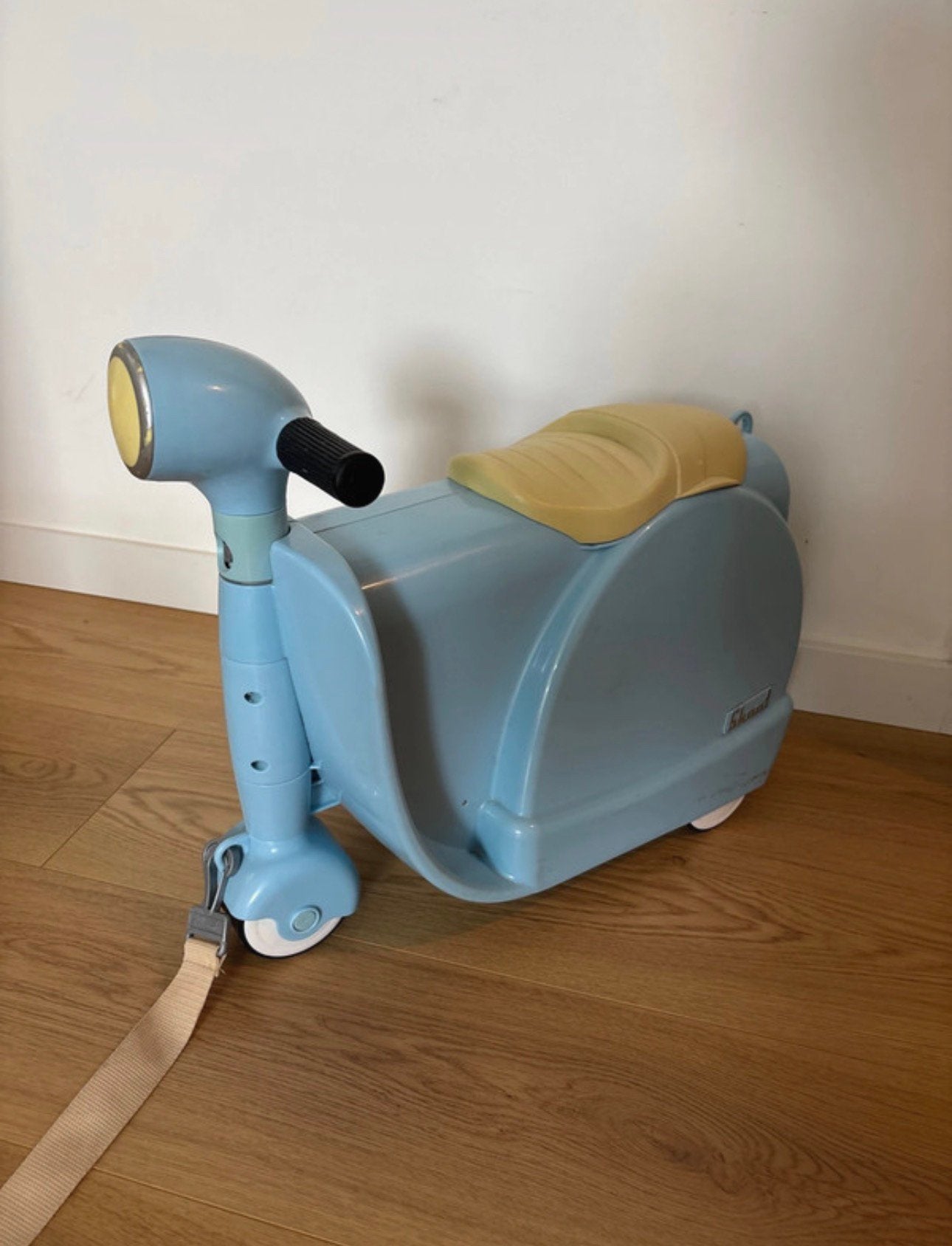 Vespa valies, Enfants & Bébés, Enlèvement, Utilisé