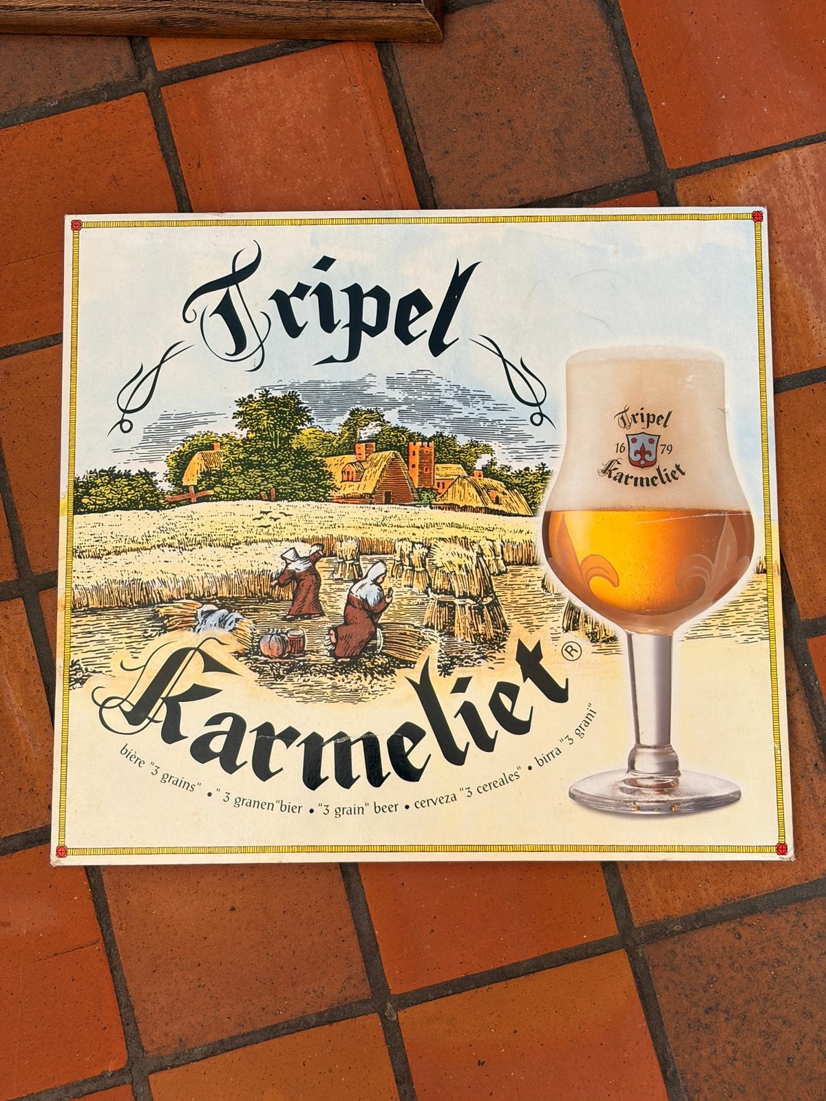 Reclamebord in karton . Karmeliet., Ophalen, Zo goed als nieuw