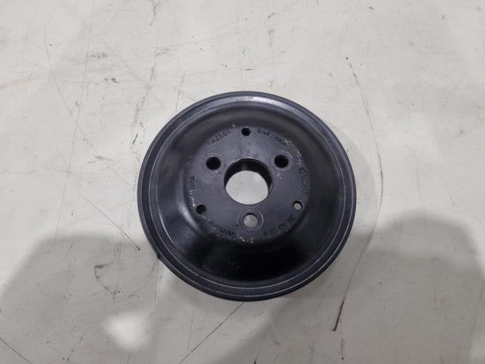 Poulie pompe direction assistée d'un Audi S4, -, 3 mois de garantie, Audi, Utilisé