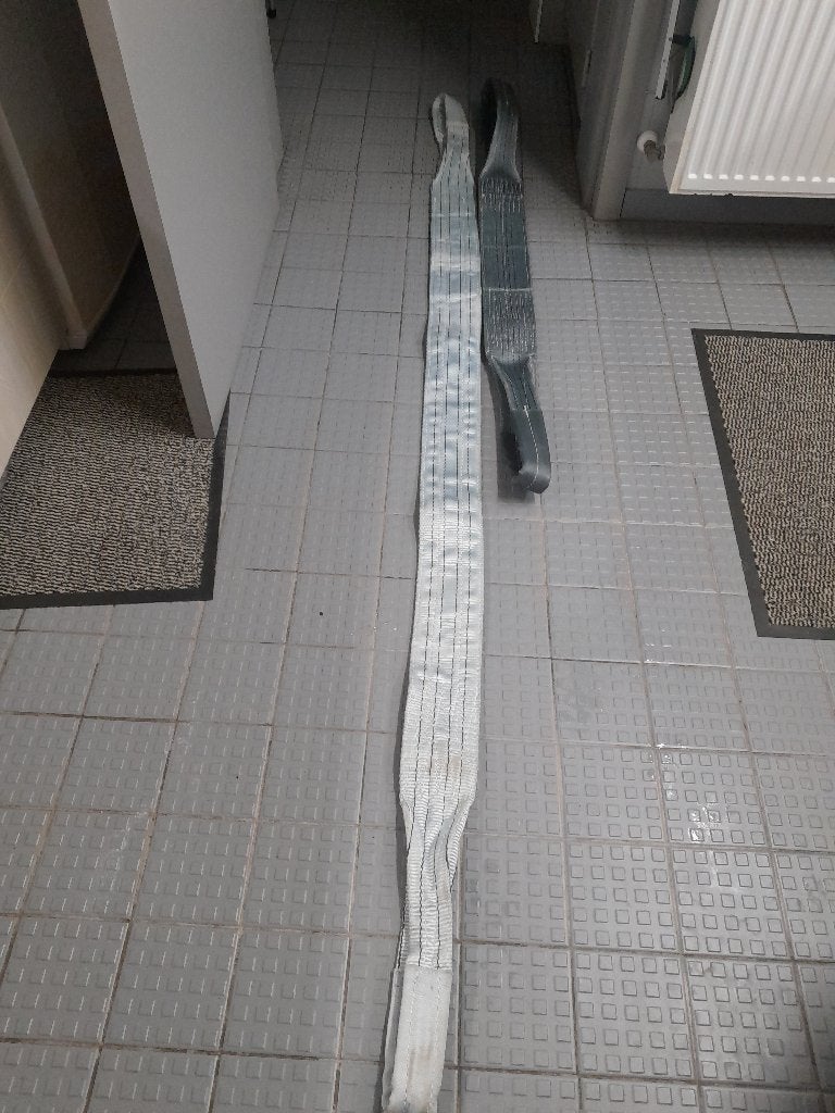 39 sangles de levage 4000 kg, Enlèvement, Comme neuf