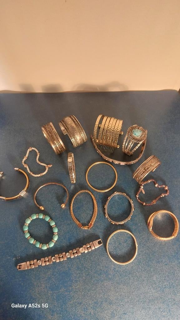 Lot de bracelets., Enlèvement ou Envoi, Comme neuf