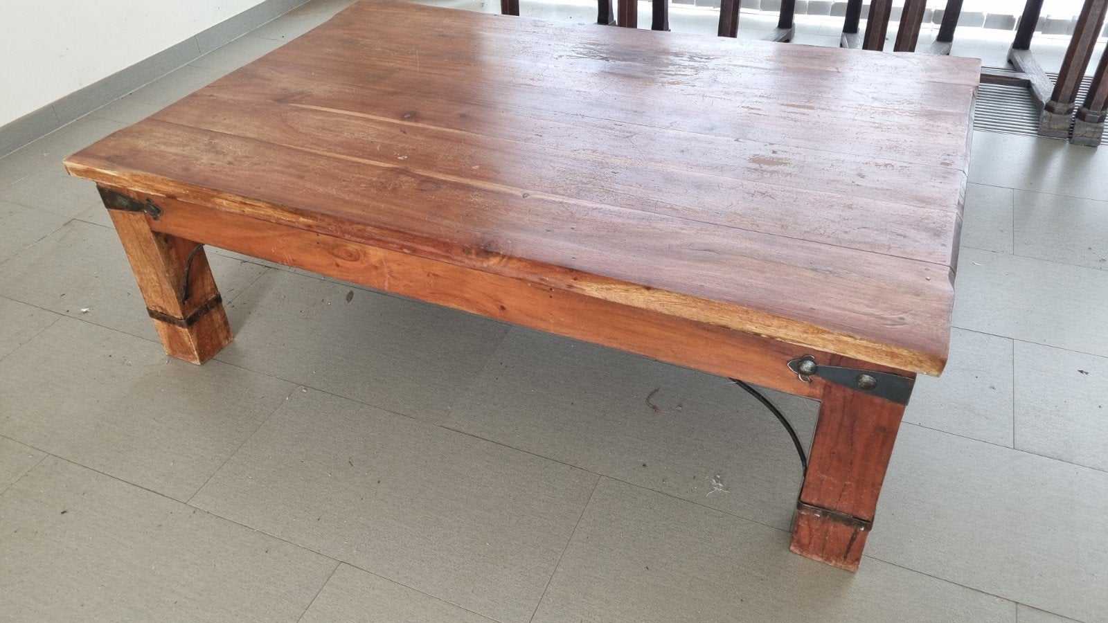 table basse, Enlèvement