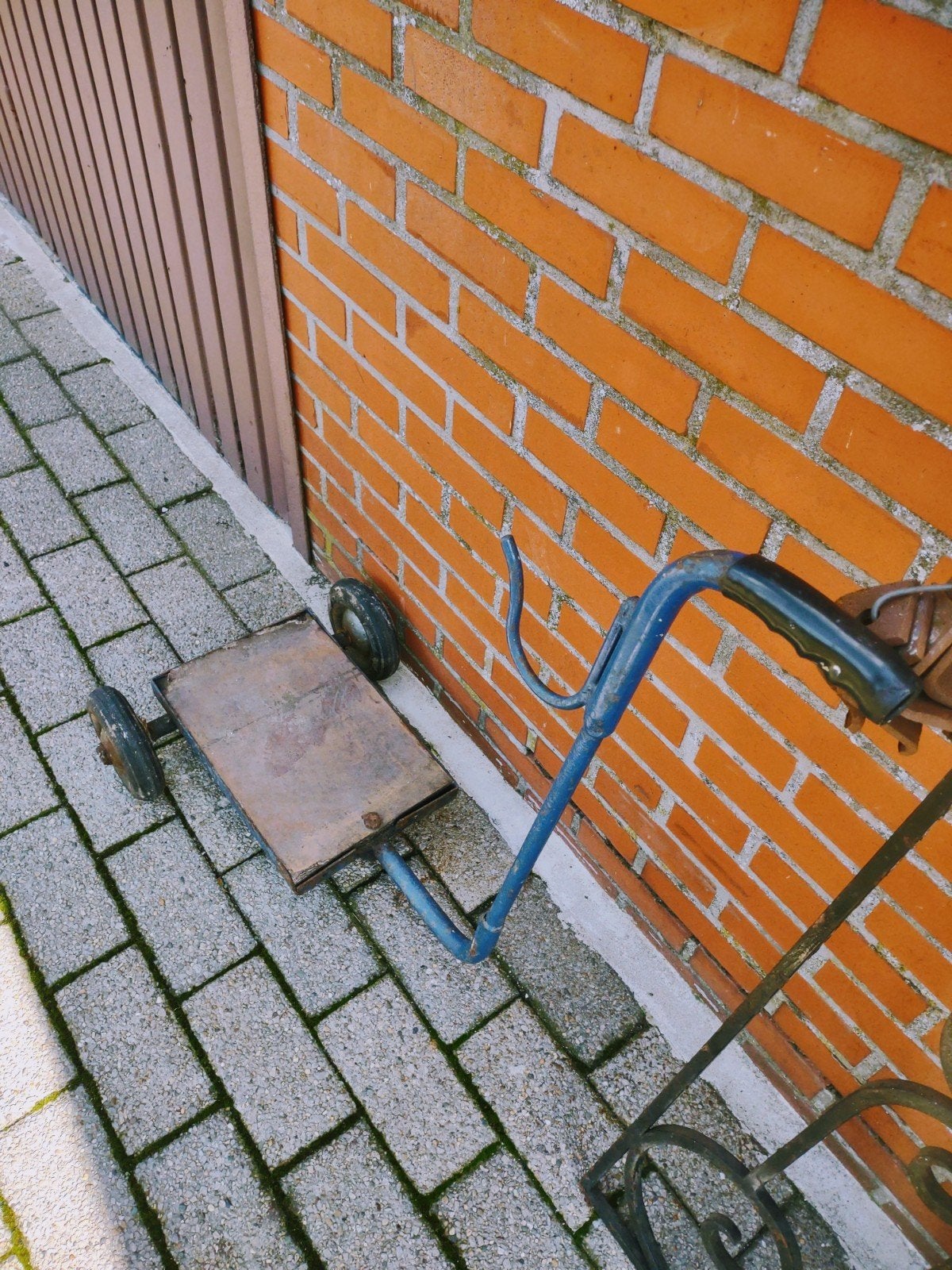 Trekkarentje, Ophalen