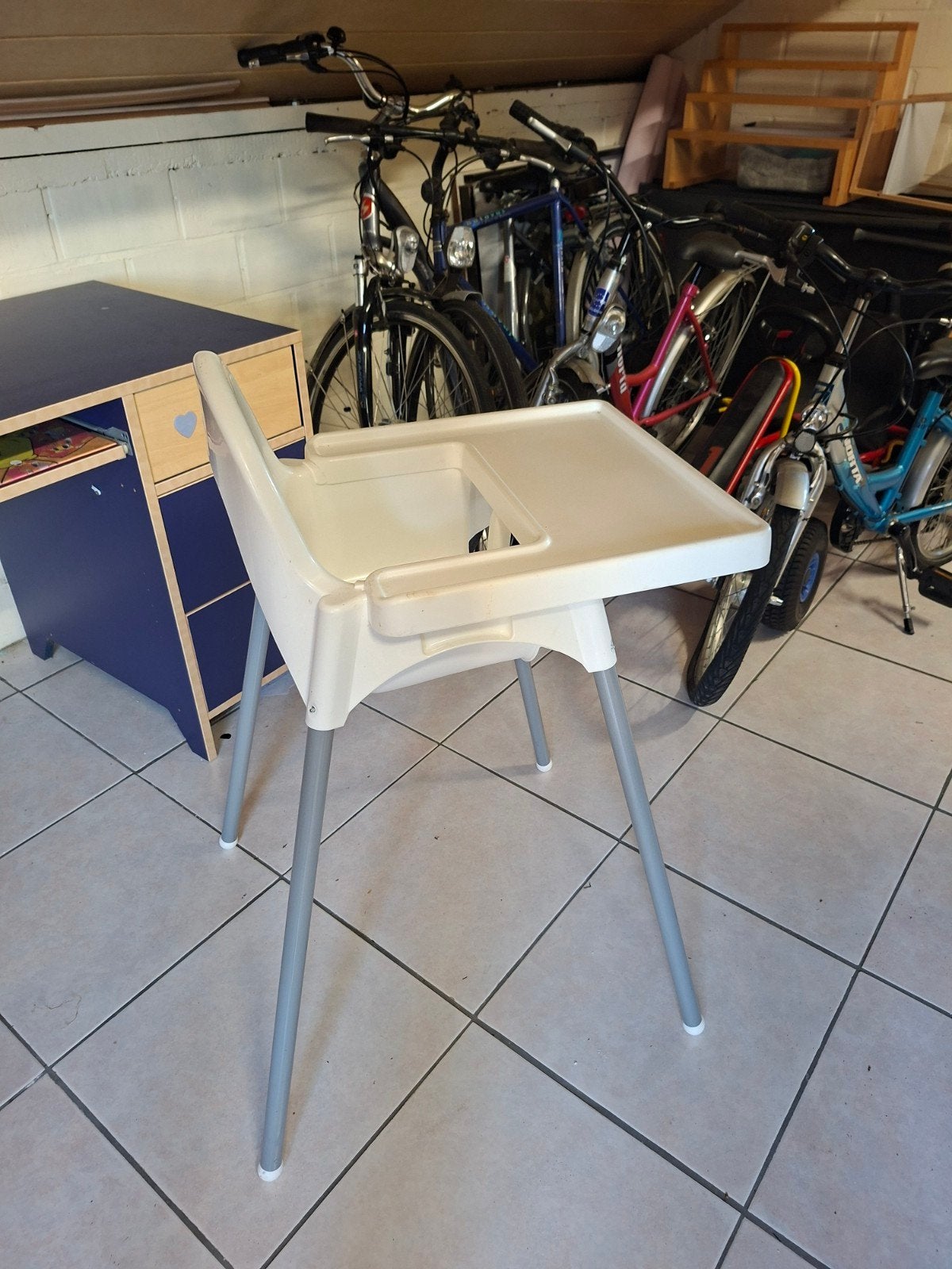 Babystoel, Ophalen