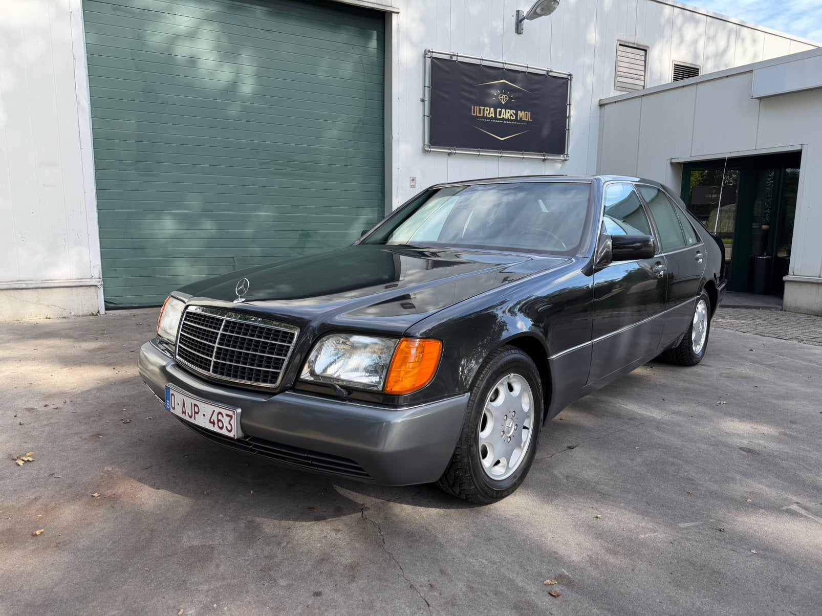 Mercedes W140 300SE Oldtimer/Automaat/Showroomstaat/GEKEURD, Auto's, Automaat, Dealer onderhouden, Leder, Bedrijf