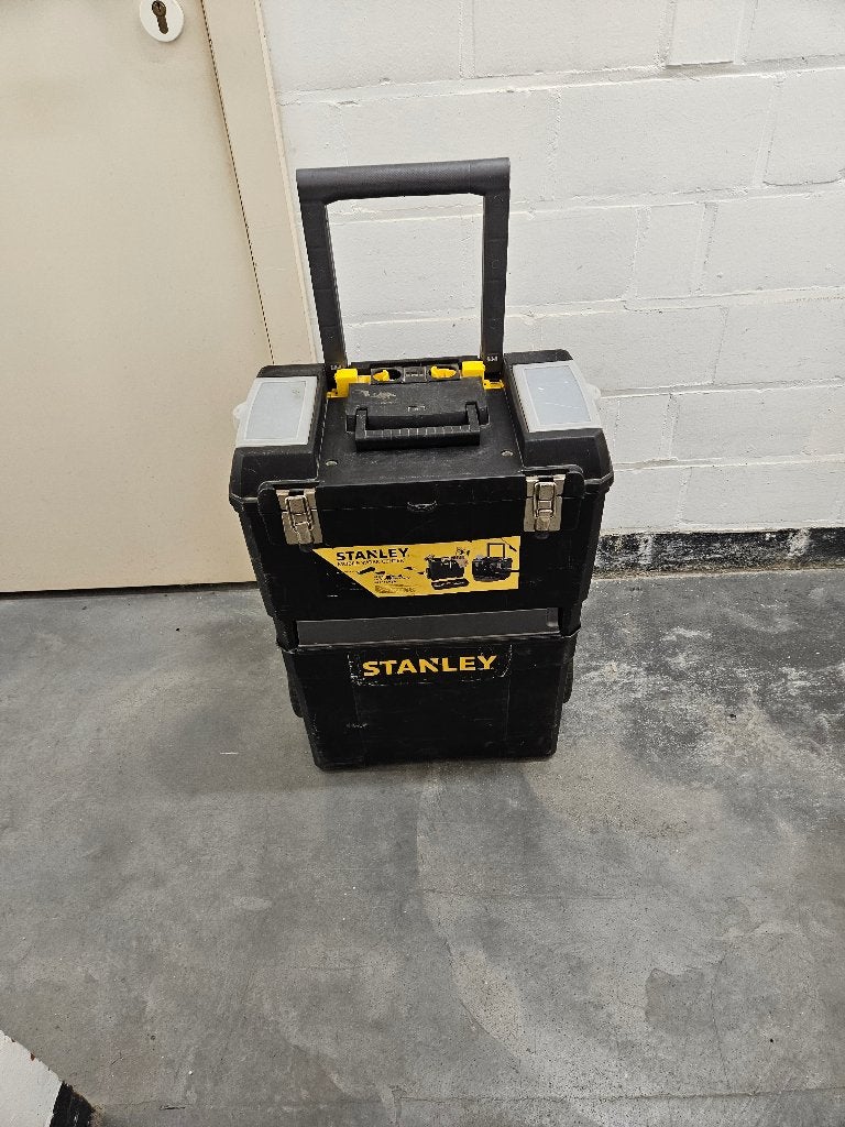 Stanley koffer met willen en nog andere tas fatmax schragen, Doe-het-zelf en Bouw, Ophalen, Gebruikt