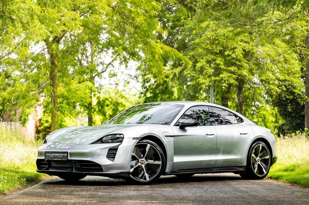 Porsche Taycan Turbo S * Sportdesign Carbon * Ceramic Brake, Autos, Argent ou Gris, Achat, Entreprise, Noir