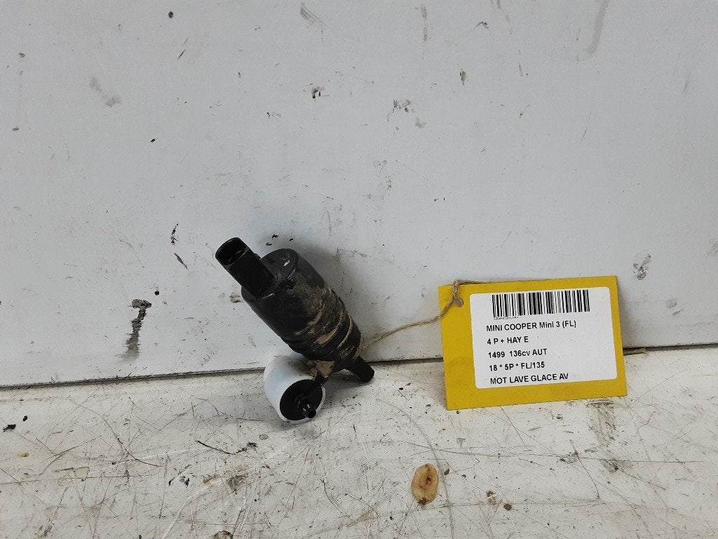 LAVE-GLACE POMPE AVANT Mini Mini (F55) (738834901), Petuelring 130
80809  München, DE, Mini, Utilisé, Minikundenbetreuung@mini.de