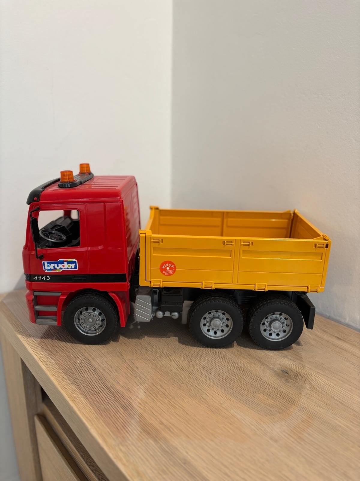 Camion Benne BRUDER, Enlèvement ou Envoi, Comme neuf